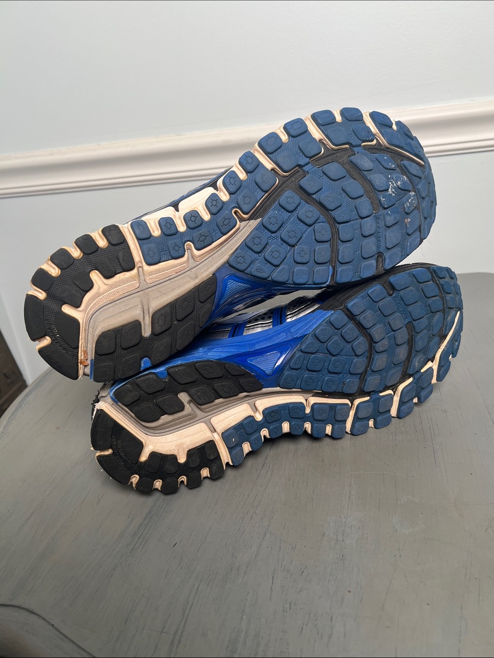 Brooks GTS Adrenaline 17. Running Shoes in Black and Blue size 14 wide. Men’s - Picture 8 of 16